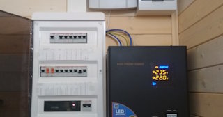 Установка и подключение стабилизаторов напряжения от 573 руб в Аксае - ЭлектроАкс